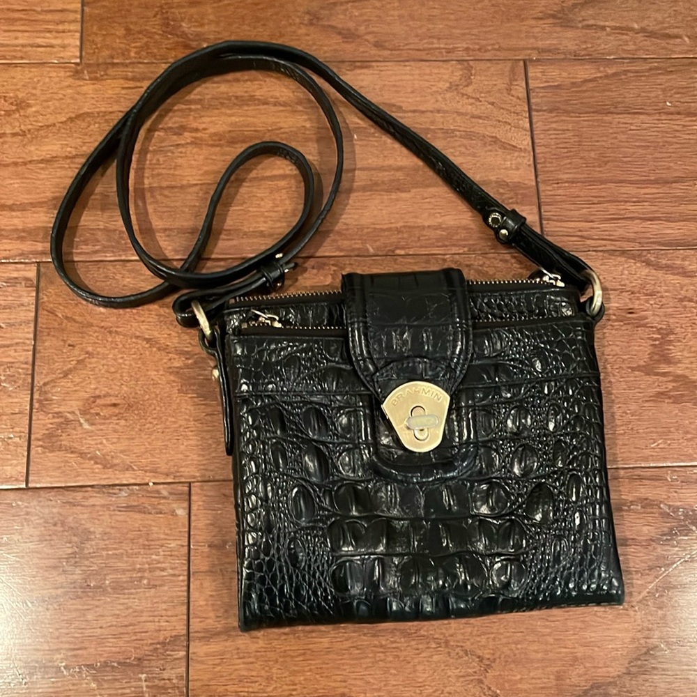 BRAHMIN BLACK MELBOURNE LEATHER CROSSBODY BAG